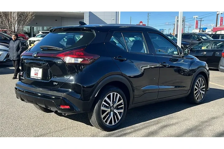 $14988 : Nissan Kicks 2021 SV 4dr Cro image 6