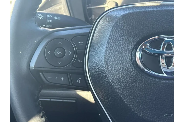 $25673 : Toyota Corolla 2025 SE 4dr S image 10