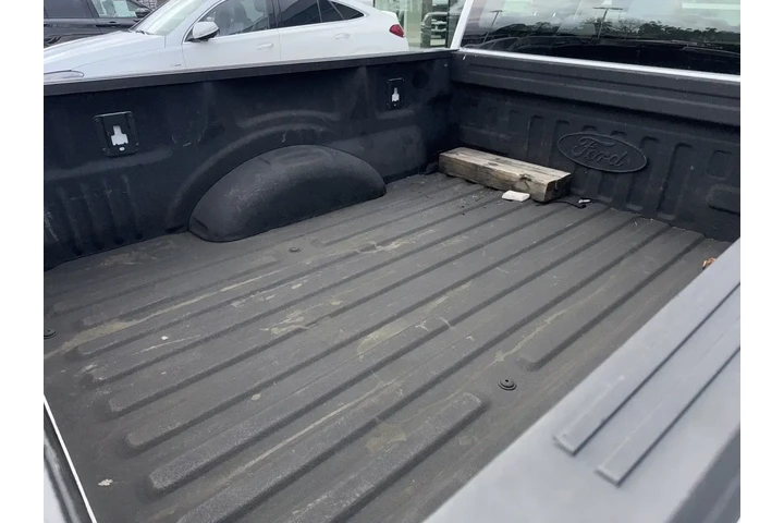 $30900 : Ford F-150 2022 4x2 XL 4dr S image 7