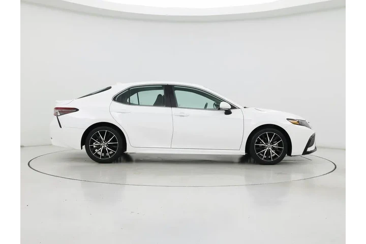 $28998 : Toyota Camry Hybrid 2024 SE image 7