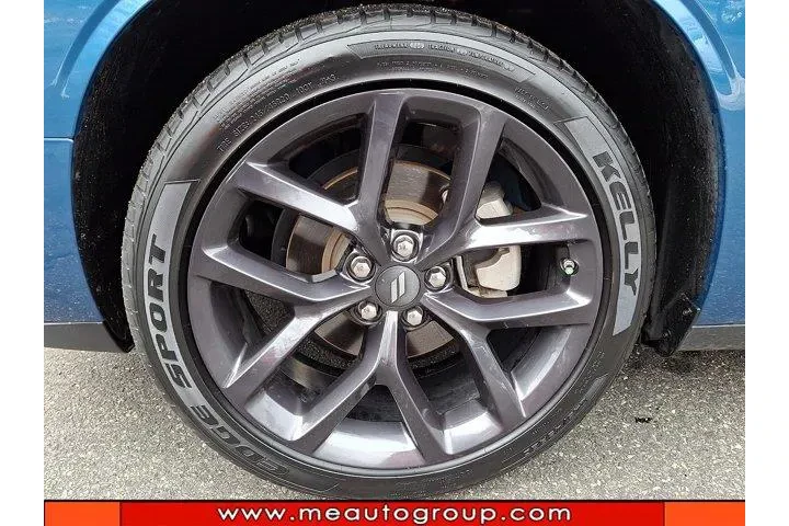 $24650 : Dodge Challenger 2023 SXT 2d image 9