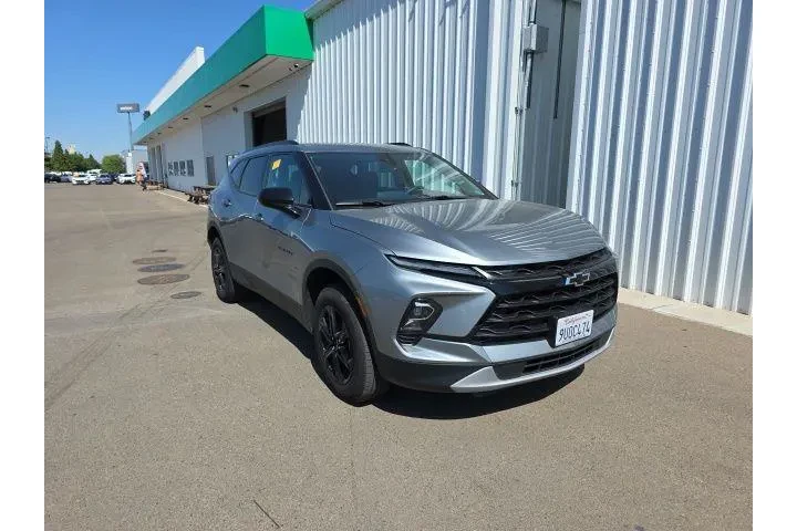 $26900 : Chevrolet Blazer 2025 LT 4dr image 1