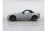 $29998 : Mazda MX-5 Miata 2024 Club 2 thumbnail