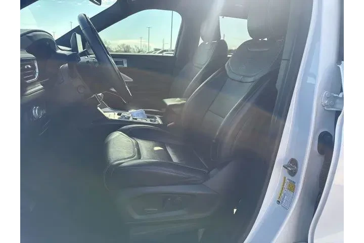 $38982 : Ford Explorer 2022 AWD ST 4d image 10