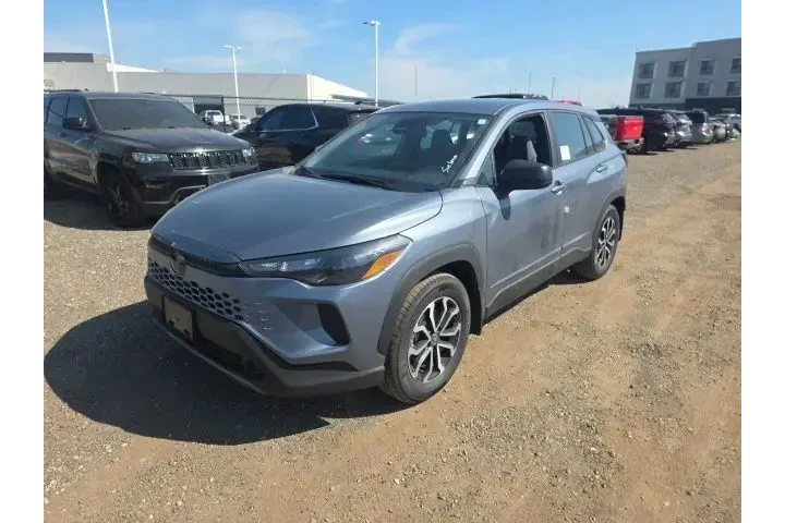 $36900 : Toyota Corolla Cross Hybrid image 3