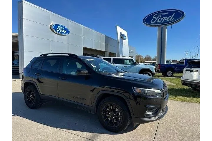 $22621 : Jeep Cherokee 2023 4x4 Altit image 1