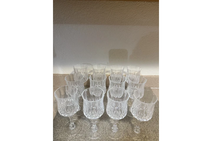 $40 : Crystal Wine Glass Set image 1