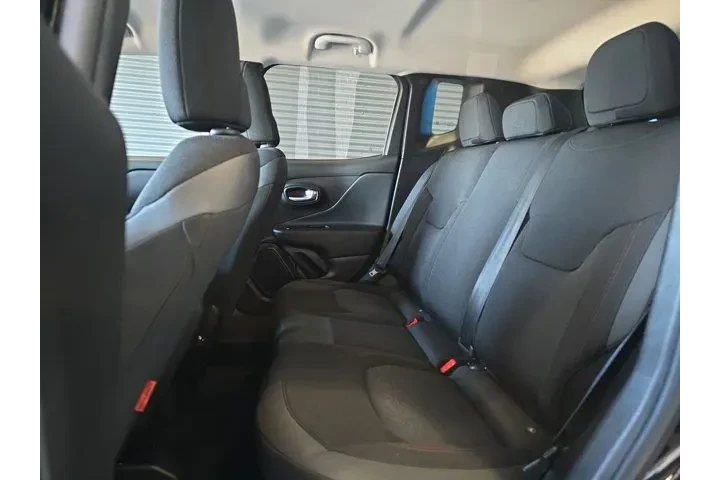 $25999 : Jeep Renegade 2023 4x4 Trail image 6