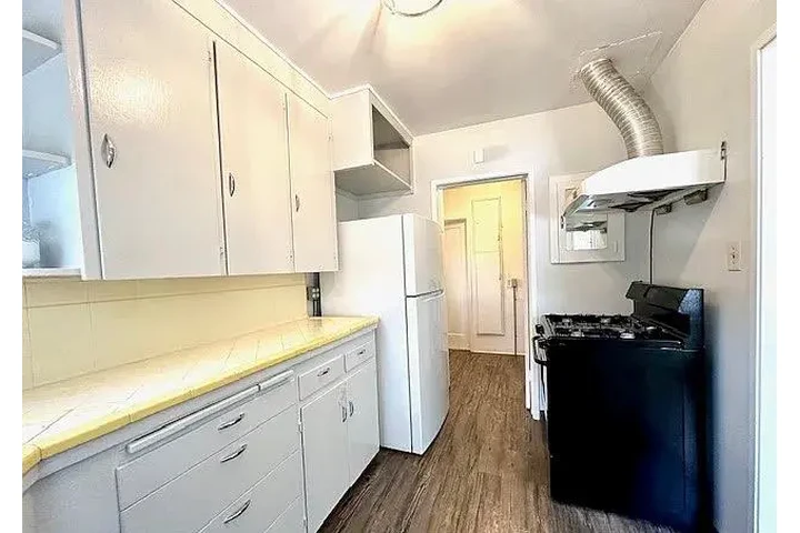 $900 : casa de un solo piso al frente image 6