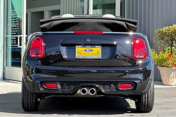 $27999 : MINI Convertible 2020 Cooper image 5