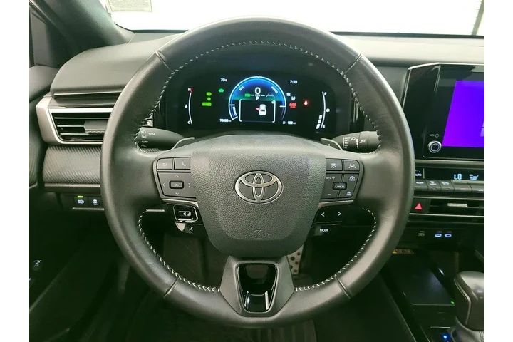 $27998 : Toyota Camry 2025 AWD SE 4dr image 10