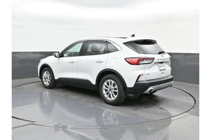 $17791 : Ford Escape 2021 SE 4dr SUV image 4