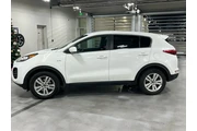 $9900 : Kia Sportage 2018 AWD LX 4dr thumbnail