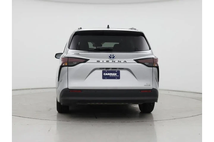 $37998 : Toyota Sienna 2024 XLE 8-Pas image 6