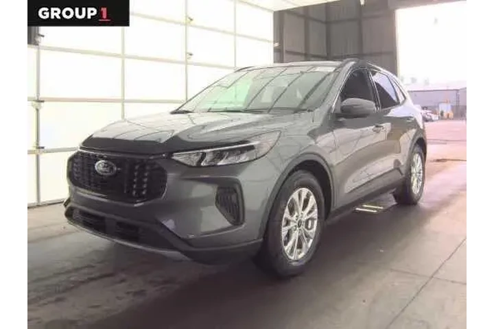 $24981 : Ford Escape 2024 Active 4dr image 1