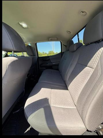 $23900 : Toyota Tacoma Double Cab image 4
