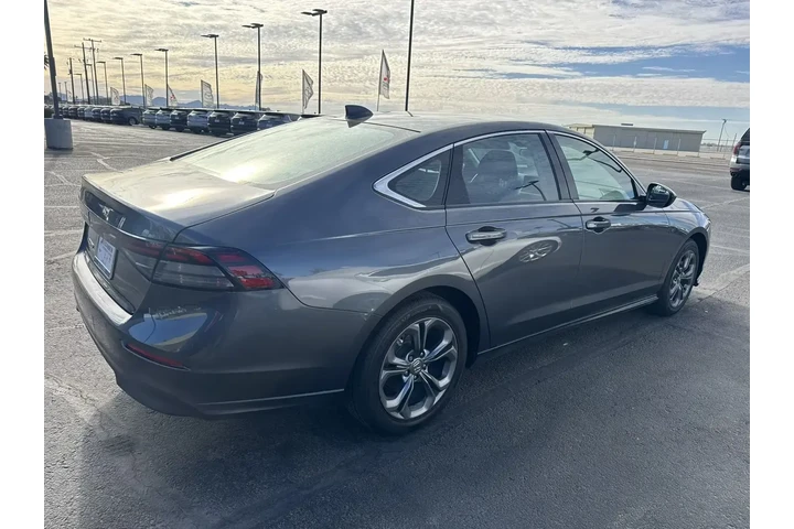 $24999 : Honda Accord 2023 EX 4dr Sed image 5