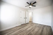 $900 : Esta fabulosa casa renovada thumbnail