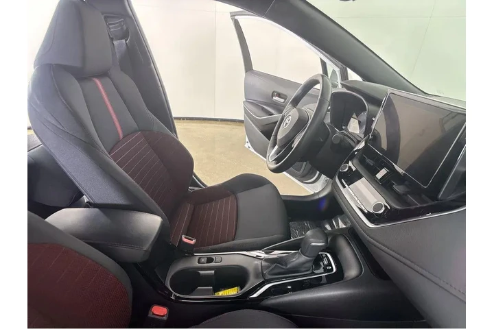 $23879 : Gold Certified2023 COROLLA SE image 5