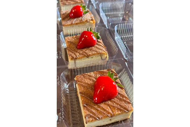 Dulce Valentina image 1