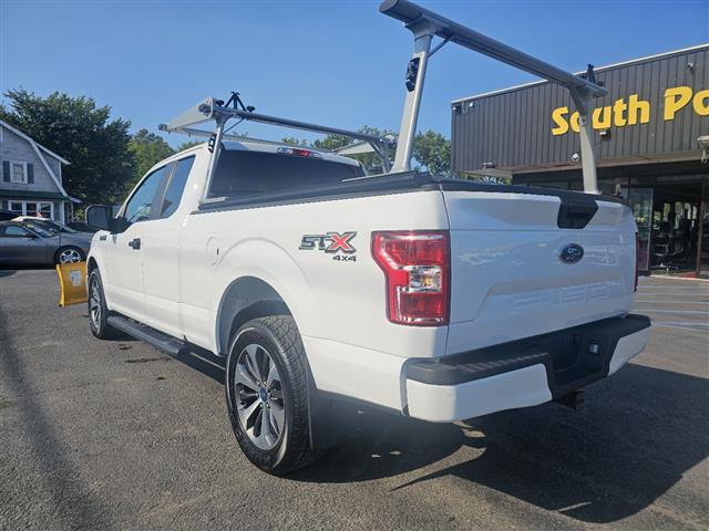 $29998 : 2019 F-150 image 4