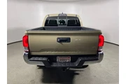 $25995 : Toyota Tacoma 2016 4x2 SR5 V thumbnail