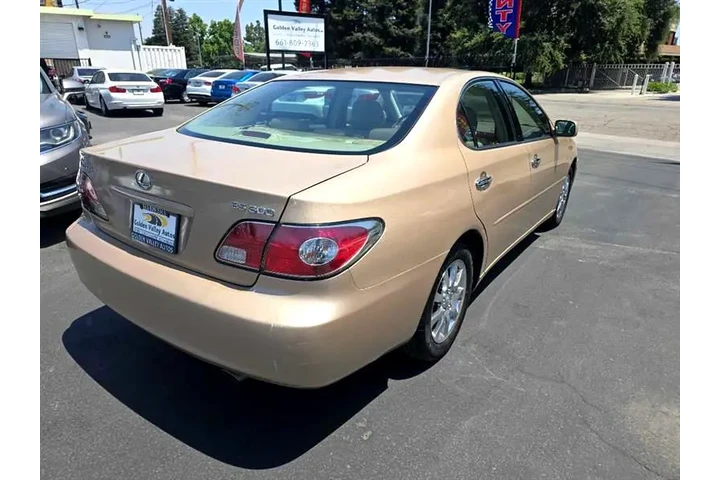 $7499 : 2003 ES 300 image 4