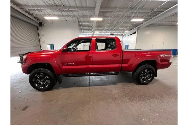 $32926 : Toyota Tacoma 2015 4x4 V6 4d image 6