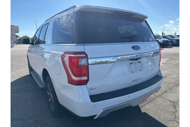 $16997 : Ford Expedition 2018 4x4 XLT image 6