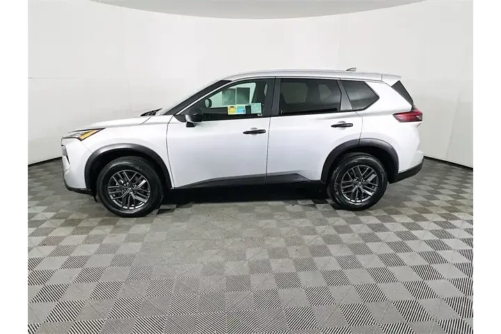 $19500 : Nissan Rogue 2024 S 4dr Cros image 4