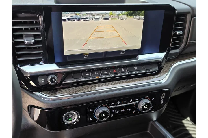 $39490 : Chevrolet Silverado 1500 202 image 9