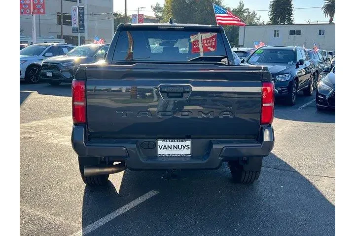 $32995 : Toyota Tacoma 2024 4x2 SR5 4 image 5