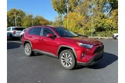 $33000 : Toyota RAV4 2022 AWD XLE Pre thumbnail