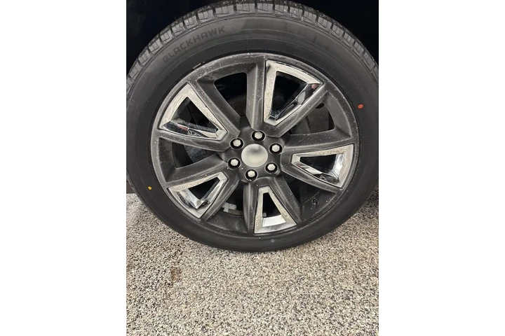 $16998 : 2011 Escalade Premium image 9