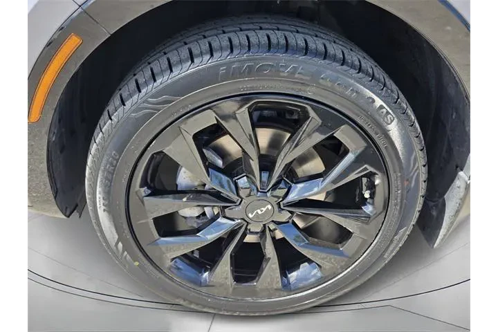 $30357 : Kia Sorento 2023 AWD SX Pres image 9