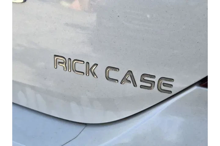 $27954 : Genesis G70 2023 2.0T 4dr Se image 10