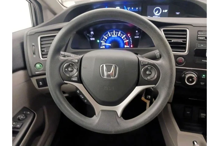 $16998 : Honda Civic 2015 LX 4dr Seda image 10