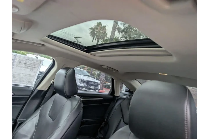 $17590 : Ford Fusion 2020 Titanium 4d image 10