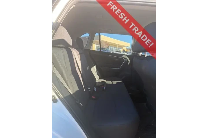 $26874 : Toyota RAV4 2024 AWD LE 4dr image 10