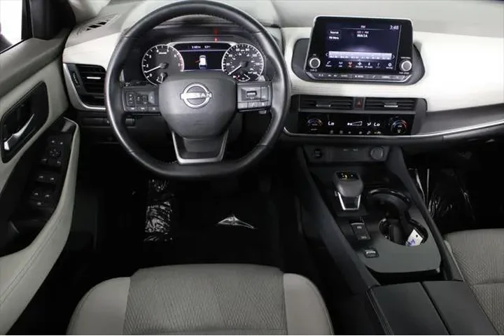 $22053 : Nissan Rogue 2025 SV 4dr Cro image 7