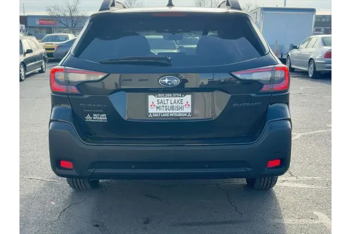 $21772 : Subaru Outback 2023 AWD Onyx image 4