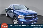 PRE-OWNED 2017 RAM 1500 EXPRE en Madison WV