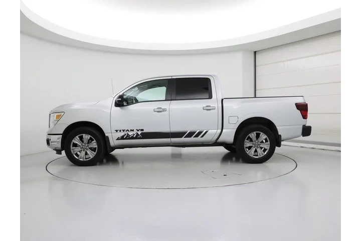 $30998 : Nissan Titan 2018 4x4 SV 4dr image 3
