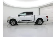 $30998 : Nissan Titan 2018 4x4 SV 4dr thumbnail