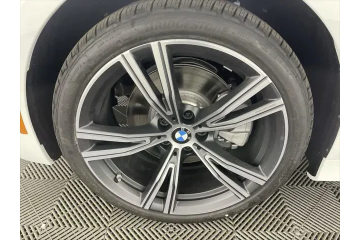 $37943 : BMW 3 Series 2023 AWD 330i x image 9