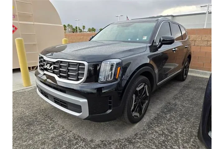 $38388 : Kia Telluride 2025 S 4dr SUV image 3