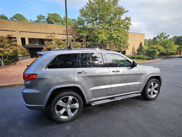 $6800 : 2015 Grand Cherokee OVERLAND 4 image 4