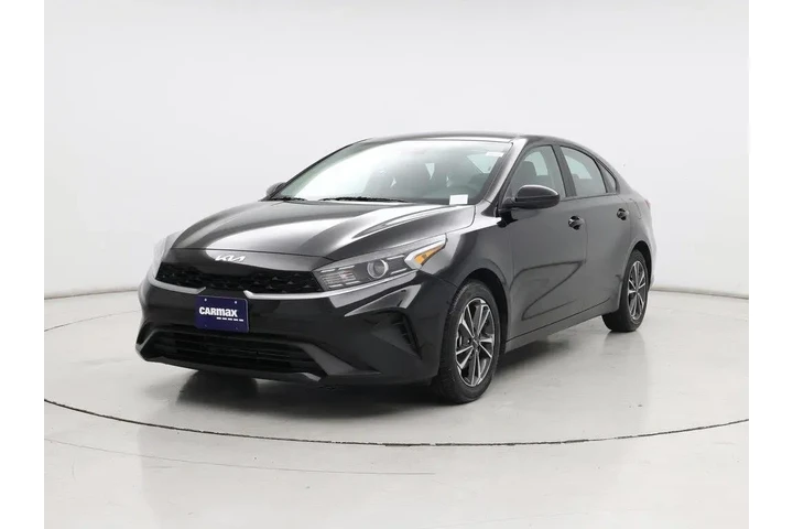 $18998 : Kia Forte 2024 LXS 4dr Sedan image 4