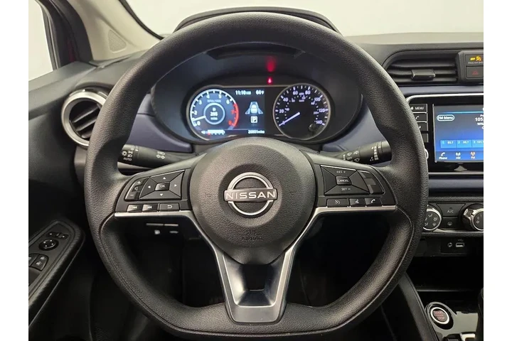 $17998 : Nissan Versa 2024 SV 4dr Sed image 10