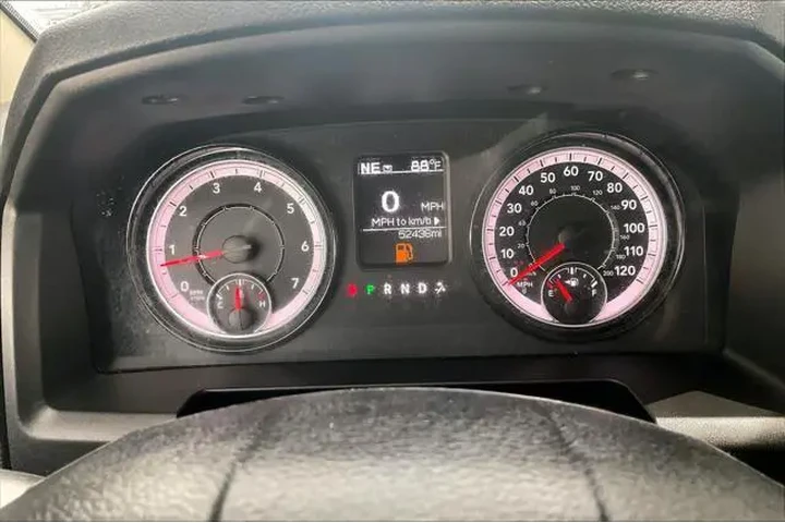 $27621 : Ram 1500 Classic 2024 4x4 SL image 10